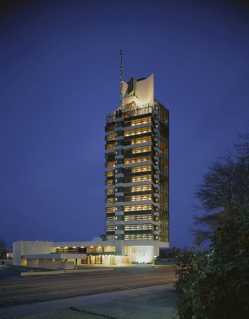 Frank Lloyd Wright, Price Tower. Photo Christian M. Korab/Korab Photo
