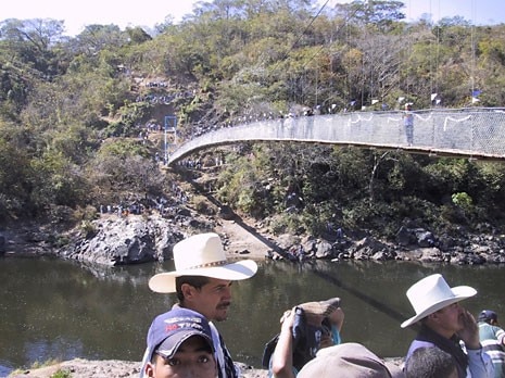 The Puente Internacional on the Rio Lempa, between Honduras and El Salvador