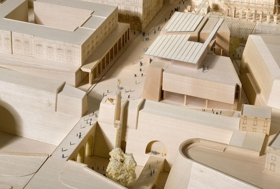 Renzo Piano Building Workshop, <em>Valletta City Gate</em> model. Parliament building on the right side of the entrance. &copy; Ministry for Infrastructure, Transport and Communications, Malta
