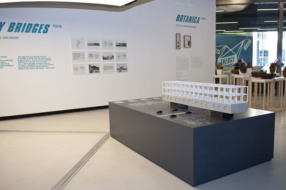 "Energy. Oil and post oil architecture and grids", installation view at the MAXXI, Rome. 