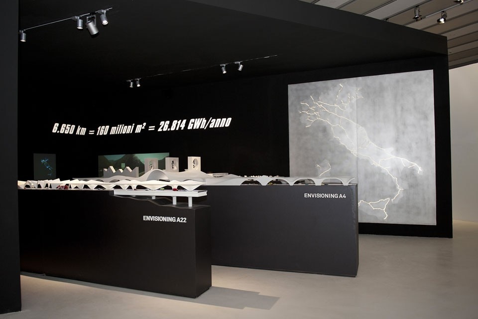 "Energy. Oil and post oil architecture and grids", installation view at the MAXXI, Rome.