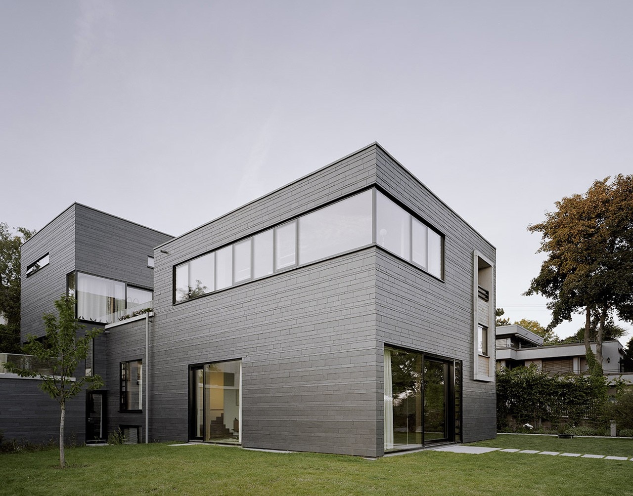 Haus Tazzelwurm, Architektur 109