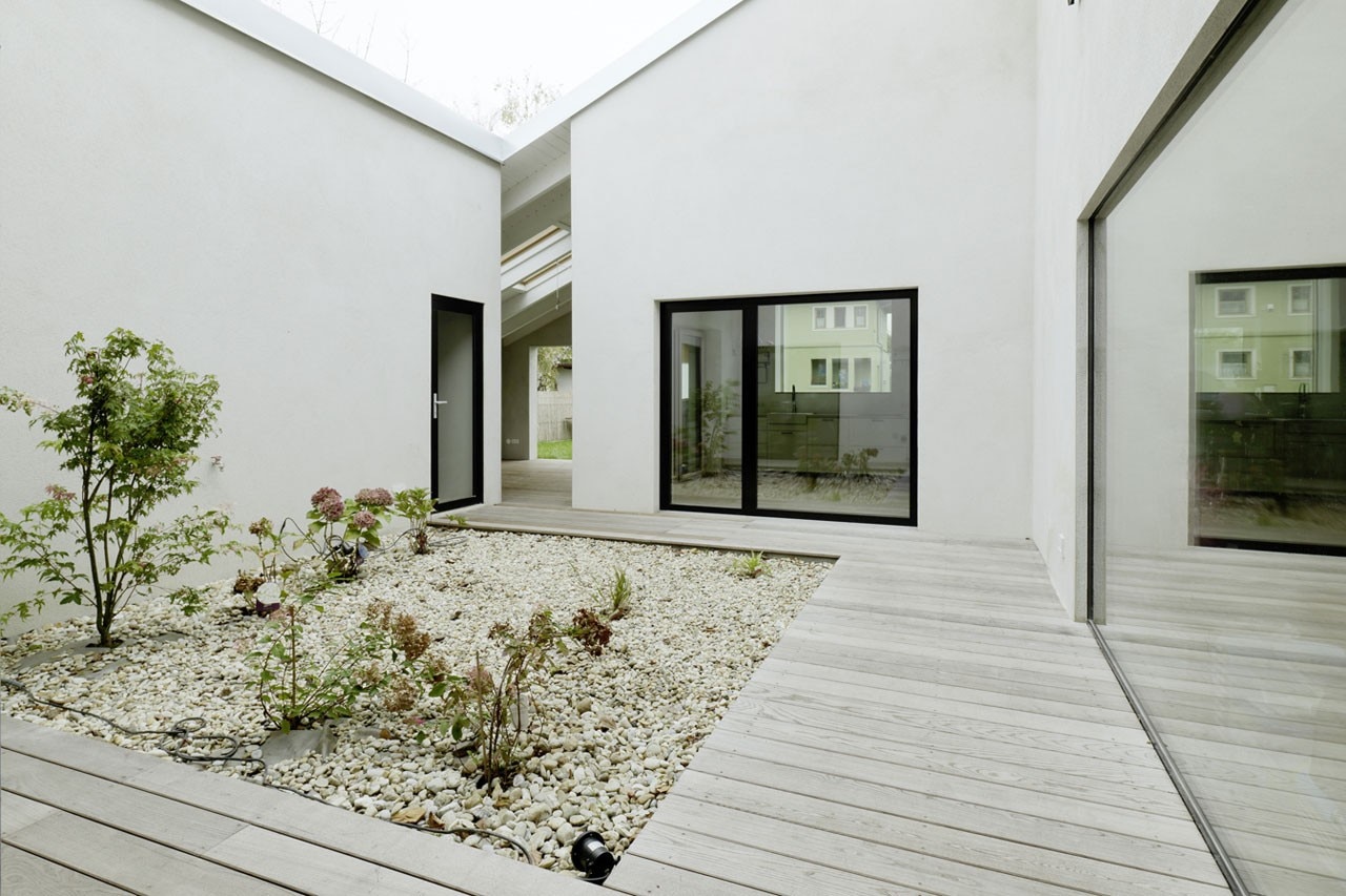 Triendl Und Fessler Architekten, Low Budget Brickhouse, Bisamberg, Vienna, Austria