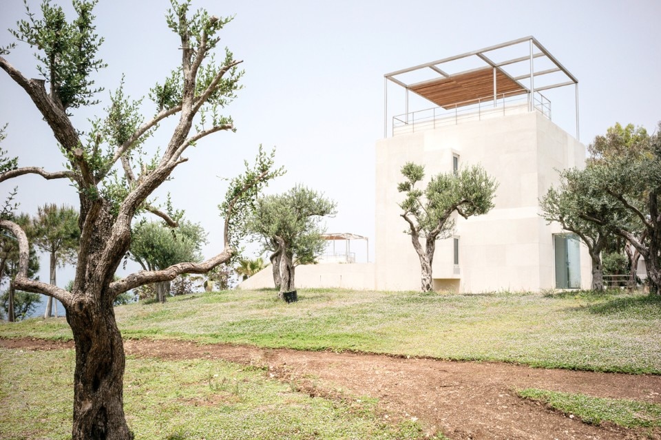 Hashim Sarkis Studios, Residenze unifamiliari lungo la costa di Aamchit, Libano, 2016