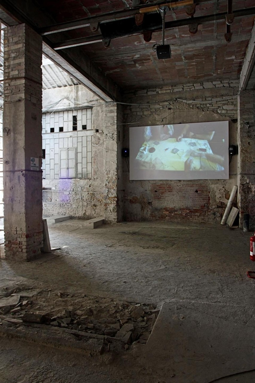 Artur Zmijewski, <i>Riccio</i>, 2010. Video projection, 12 mins. Photo Valerio E. Brambilla