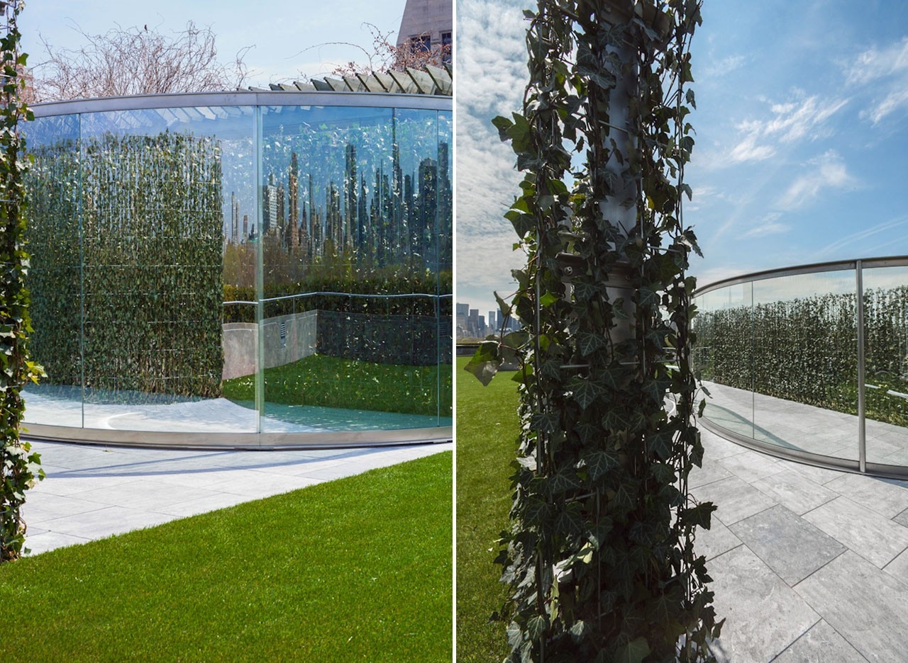 Dan Graham, <i>Hedge Two-Way Mirror Walkabout </i>, 2014, for <i>The Roof Garden Commission</i>: Dan Graham with Günther Vogt on The Metropolitan Museum of Art’s Iris and B. Gerald Cantor Roof Garden. Photo Hyla Skopitz, The Photograph Studio, Copyright The Metropolitan Museum of Art