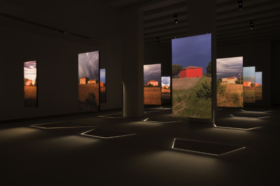 Moira Ricci, Dove il cielo è più vicino, 2014, veduta dell'installazione, courtesy Ass. culturale Dello Scompiglio
