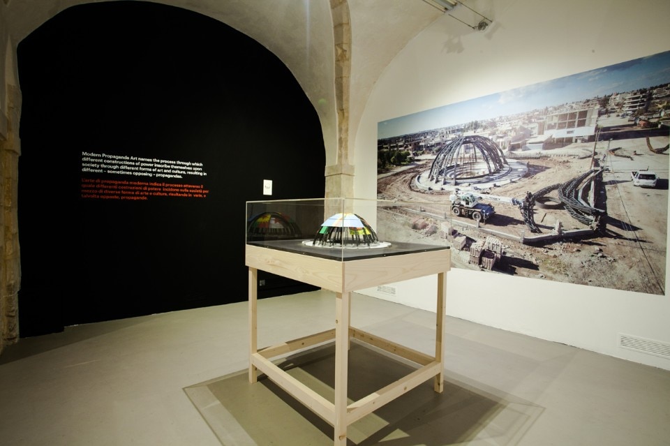 Jonas Staal, "Propagandas", installation view, Laveronica arte contemporanea, 2016