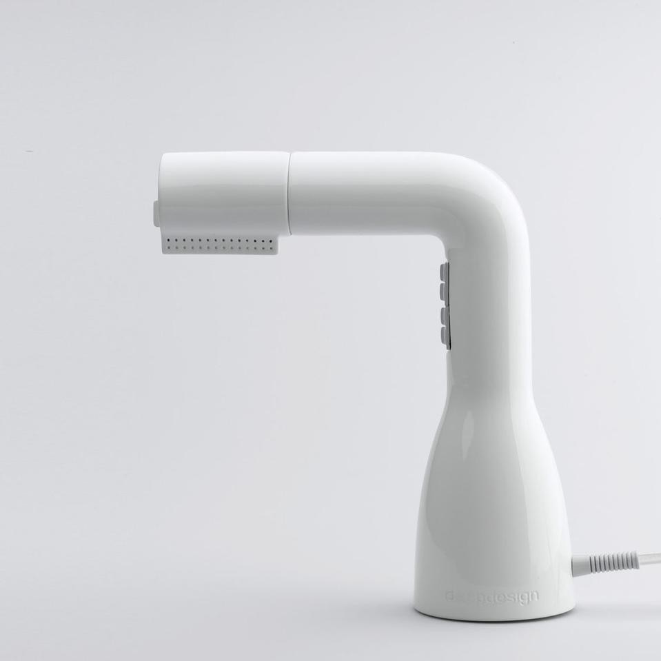 The idea for the hairdryer, Winds – now a prototype designed in 2007 – was born by studying the arm movements made by hairdressers. It integrates the air nozzle into the structure of the hairdryer: since the air outlet is in the bottom of the unit, you can hold the dryer with your arm flat. 
