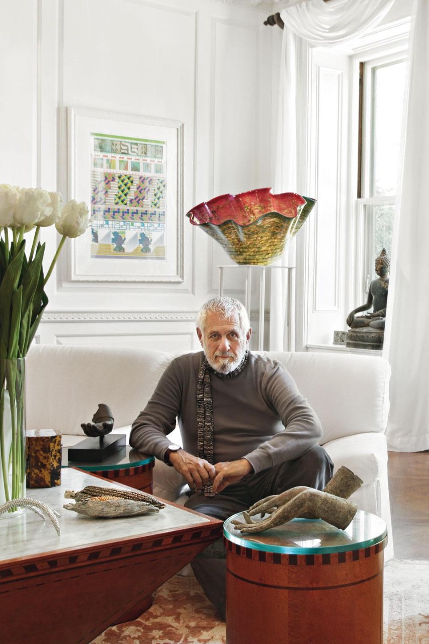 Defined by <em>Fortune</em>
magazine as “an intellectual
hedonist”, Wurman is
clearly working on a new
conference format, titled
WWW Conference. The letters
www in the name derive from
significant words like water,
war, wonder and witness