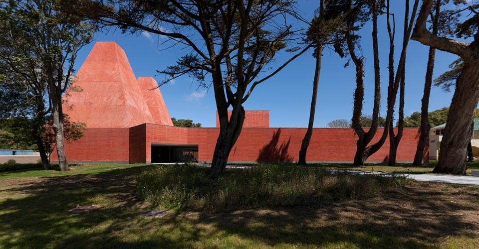 Paula Rego Museum, Cascais (Portugal), 2005-2009. Photos Luis Ferreira Alves