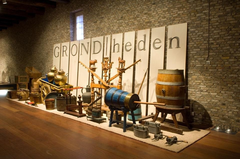 <i>INDUSTRIOUS| Artefacts, the evolution of crafts</i>, Zuiderzee Museum. Photo Rufus de Vries