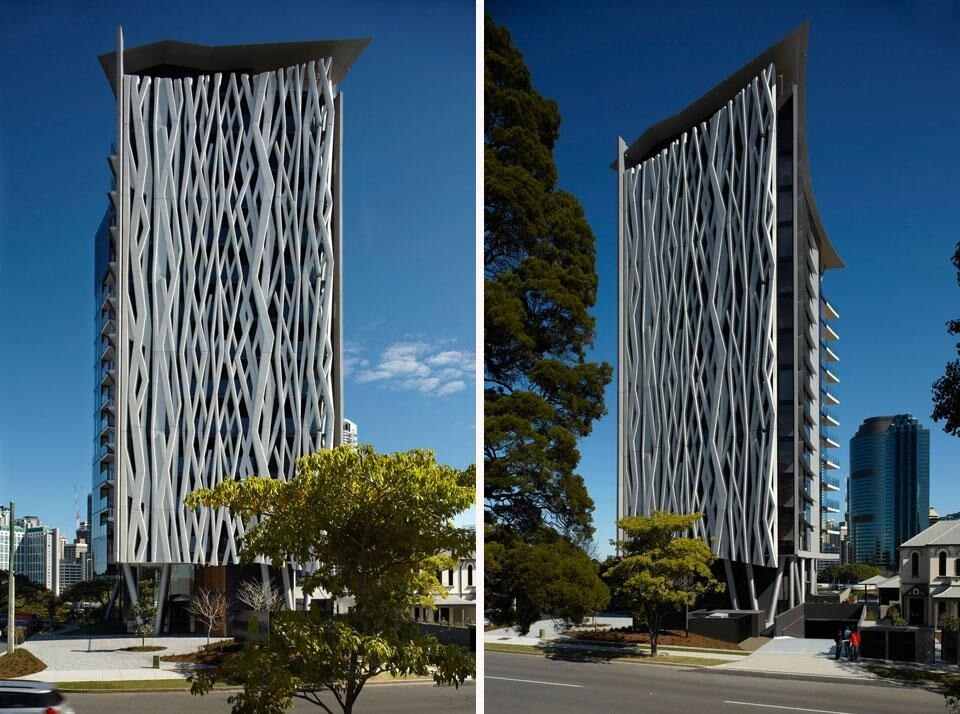 Apartment complex designed by Damian Barker & Paul Brace of  Jackson Teece, view by day.
