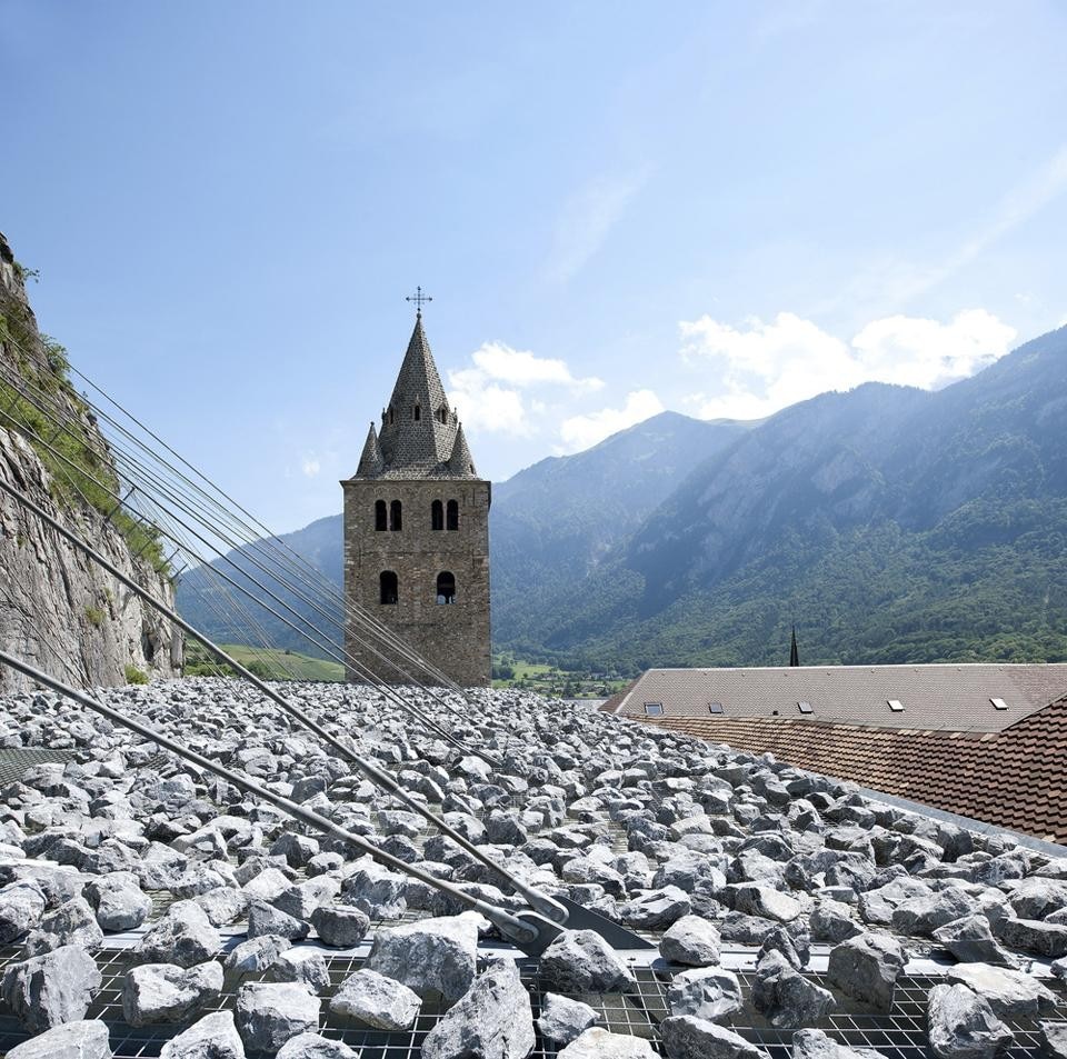 Savioz Fabrizzi Architectes, coverage of the archeological ruins of the Abbey of St. Maurice