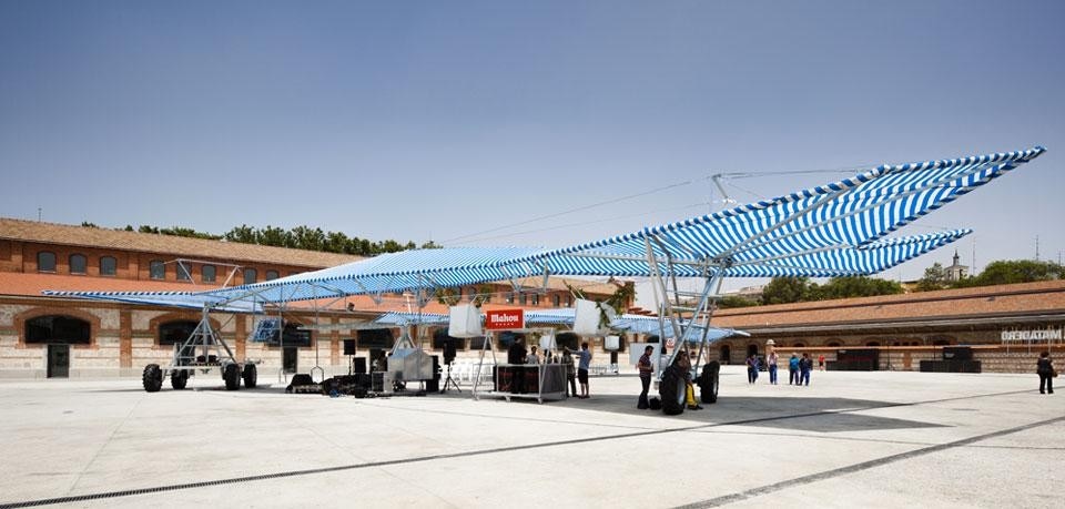 Andrés Jaque Arquitectos, <em>Escaravox</em> mobile structure