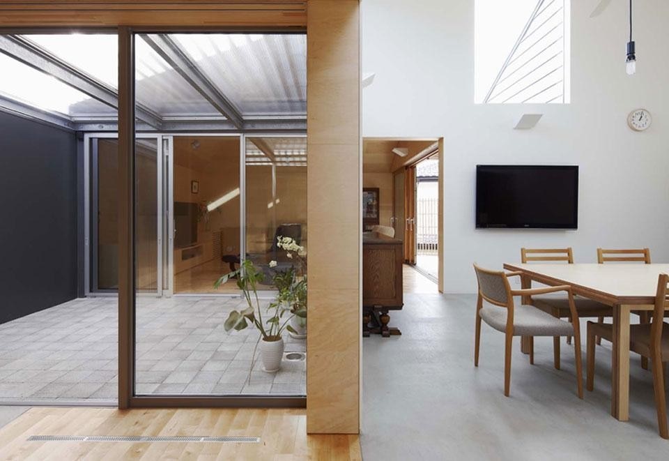 Kazuya Saito Architects, <em>Yagiyama House</em>, Sendai, Miyagi, Japan 2012