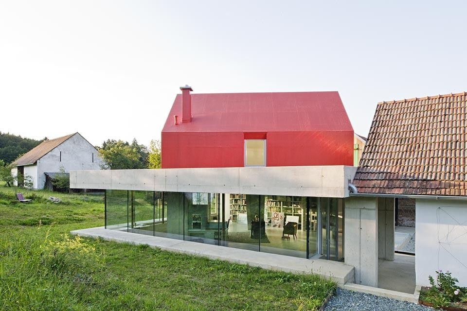 LOOPING ARCHITECTURE, <em>Forum Limbach</em> single family house, Burgenland, Austria 2012