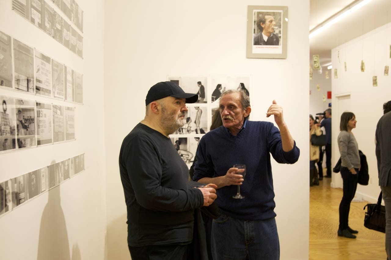Mladen Stilinović, "Nothing Gained with Dice", exhibition view