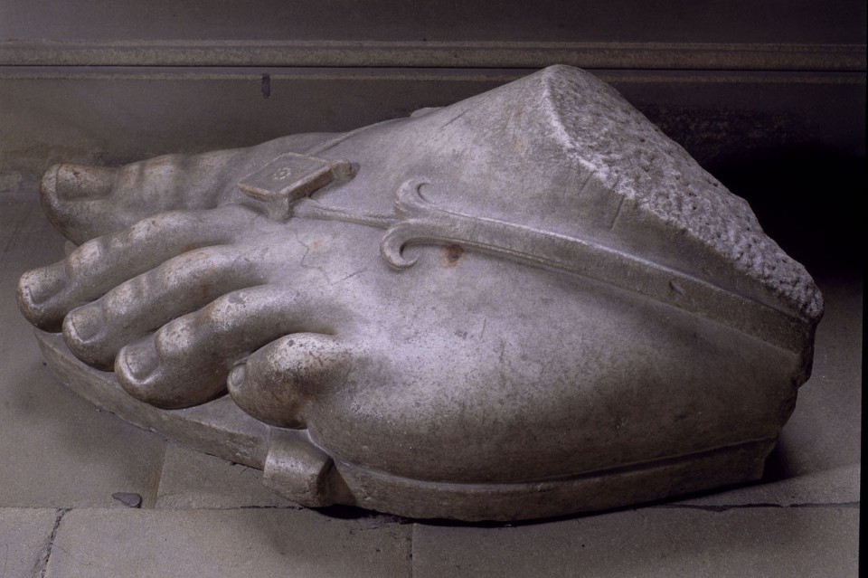 Foot Wearing a Sandal, Roman (Antique) Marble. BC 150 – BC 50. © Devonshire Collection, Chatsworth.