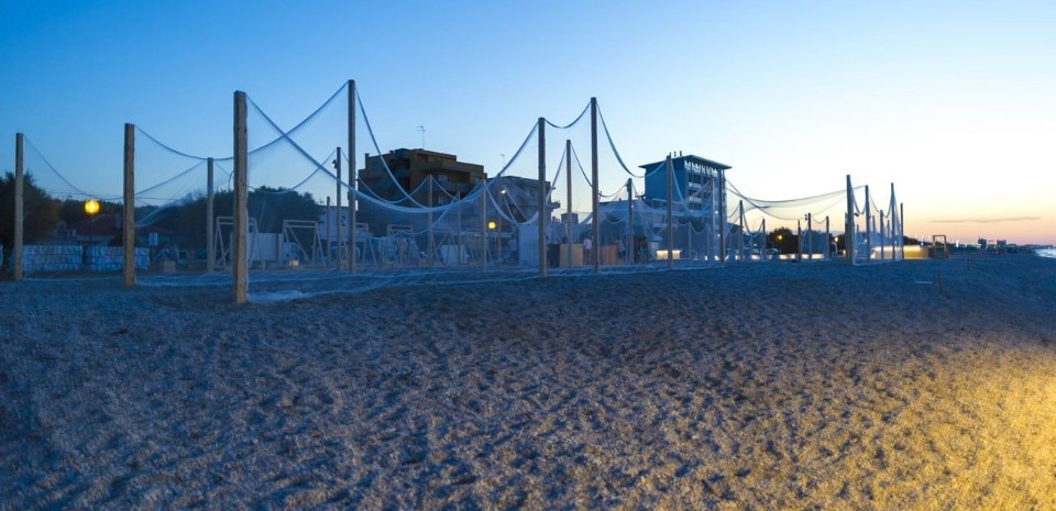 Demanio Marittimo.Km-278, installation view, Marzocca di Senigallia Beach, 2014