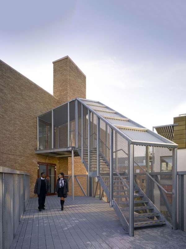 Henley Haleybrown, Hackney New School, London, 2016