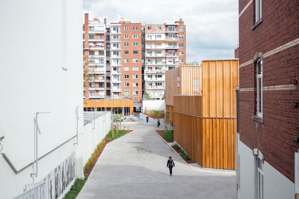 MDW Architecture & H+G Architects, Supermarket in Liége, Belgium, 2015
