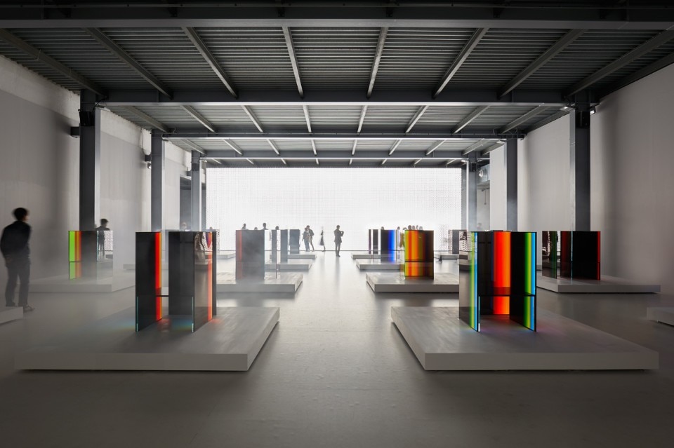 Tokujin Yoshioka, Senses of the Future, installation view at Superstudio Più, 2017