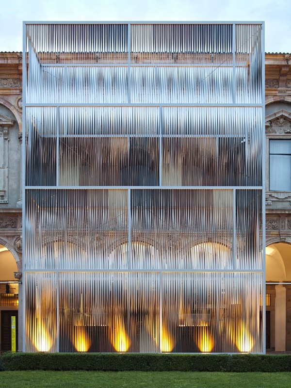 Luca Trazzi, Kōchu, installation view, Università degli Studi di Milano, 2017