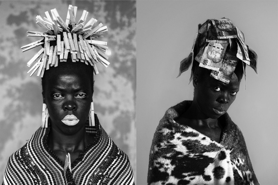 A sinistra: Zanele Muholi, Bester I, Mayotte, 2015. A destra: Nomalandi Wenda, Parktown, 2016