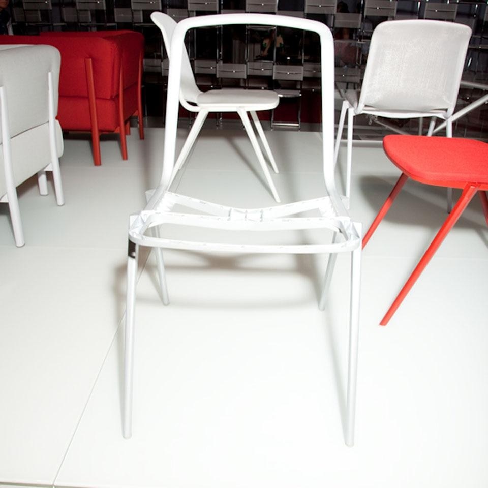 The chair is bare: the Hydrochair frame, a design by Alberto & Francesco Meda for Alias