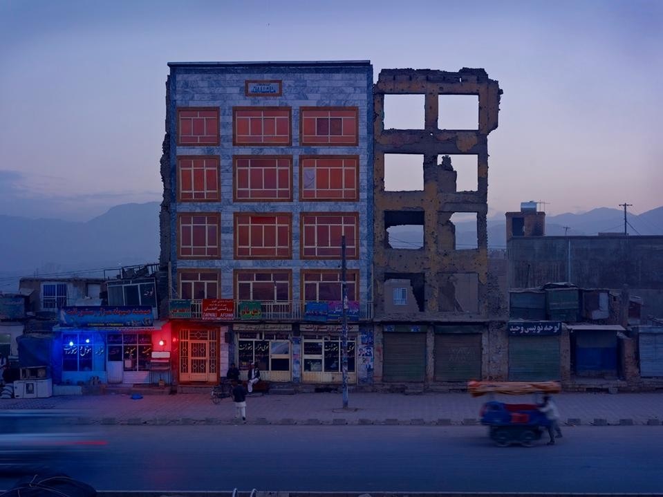 Simon Norfolk, <i>Nonsensical property development in Karte Char Chateh, Kabul,</i> 2010–11, from <i>Burke + Norfolk.</i>
