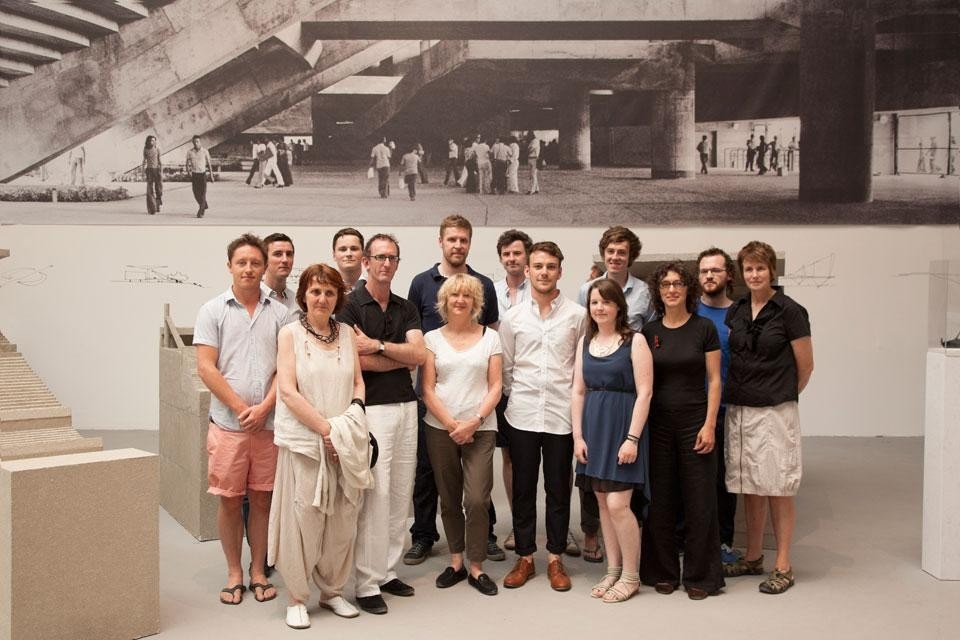 Il design team di Grafton Architects (foto di Alice Clancy)