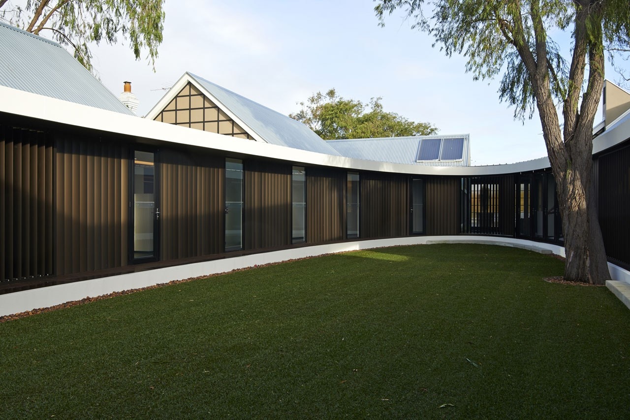Luigi Rosselli Architects, The Subiaco Oval Courtyard, Subiaco, Perth, Australia 
