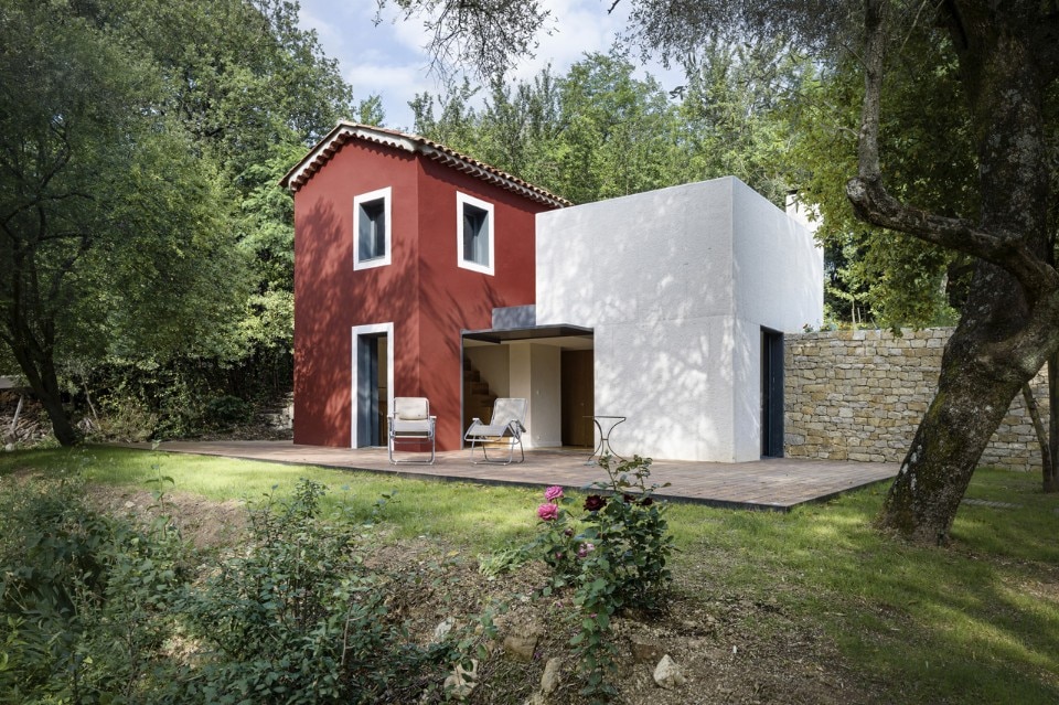 Cyril Chênebeau, Refurbishment and extension of a rural house, Sclos de Contes, France