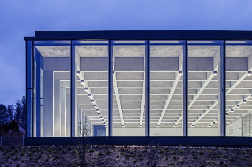 Illiz architektur, Piscina Allmendli, Erlenbach, Svizzera, 2016