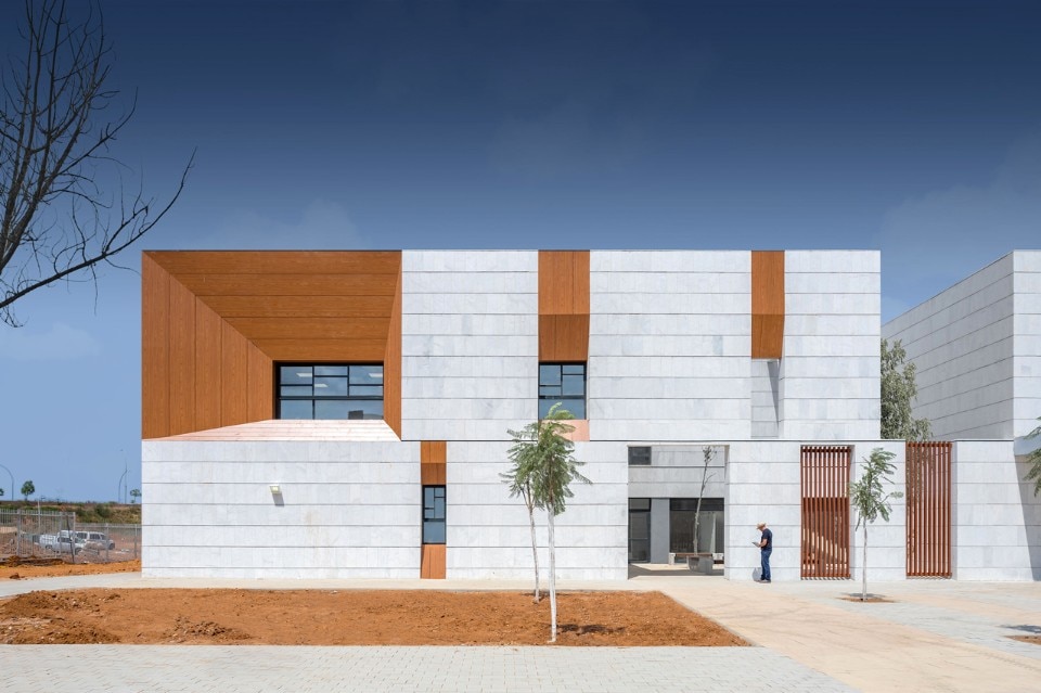 Regavim Architects, Scuola elementare a Kfar Saba, Israele, 2016