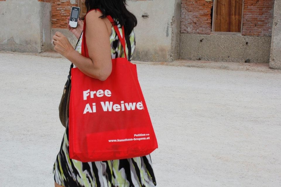 Venezia: free Ai Weiwei