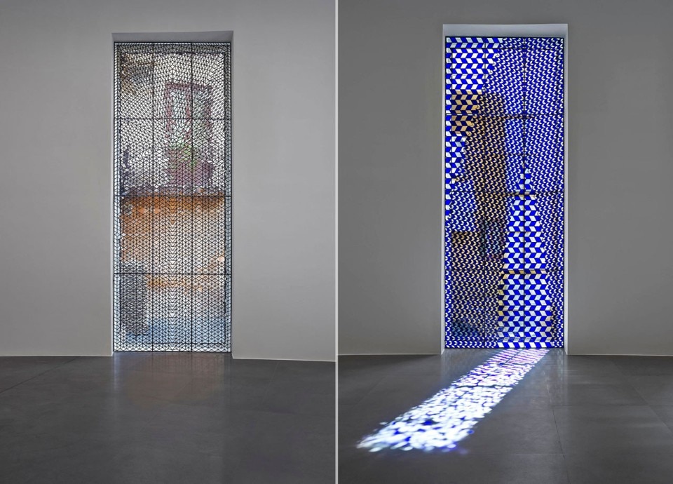Richard Wright, <i>No title</i>, 2015, vetro piombato, 460 × 174 cm