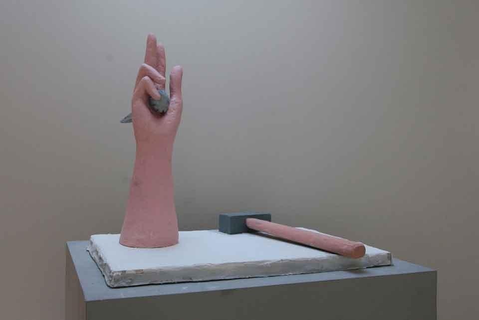 Ilya & Emilia Kabakov, <i>The Hand</i>, 2009, marmo, 50,7x61x43 cm.
Courtesy Galleria Lia Rumma, Milano/Napoli