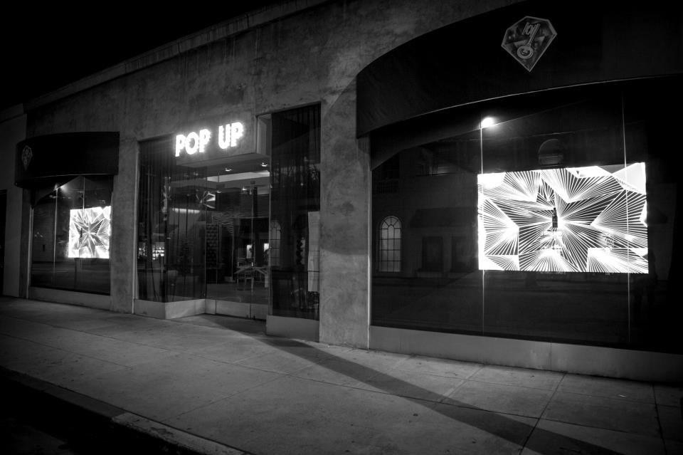 Moritz Waldemeyer, Beck's Sapphire, pop-up store a Los Angeles, 2013 