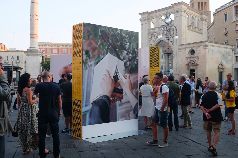 Identity Flows, veduta dell'installazione al Bitume Photofest, Lecce, 2016