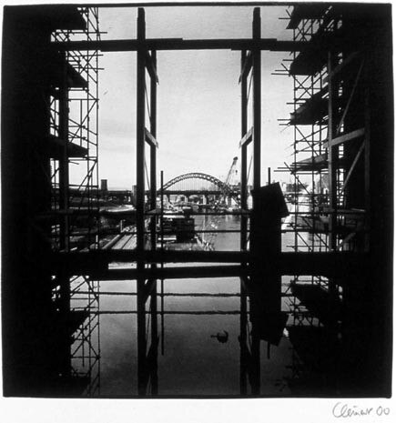 Tiny Bridge, opened 9 October 1928, designed by Mott, Hay and Anderson. Photo Etienne Clément