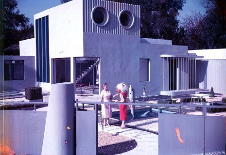The villa Arpel shooted in  “Mon Oncle” (1958) 
