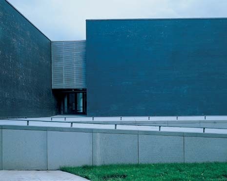 New structures and circulation routes accommodate a mix of cultural uses, including a permanent art collection, temporary exhibition spaces and performance halls