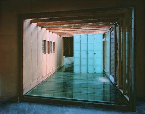 <b>Yung-Ho Chang</b>. Chang’s Split House, so named for obvious reasons from its plan, is made up of two double height wings, joined by a bridge
