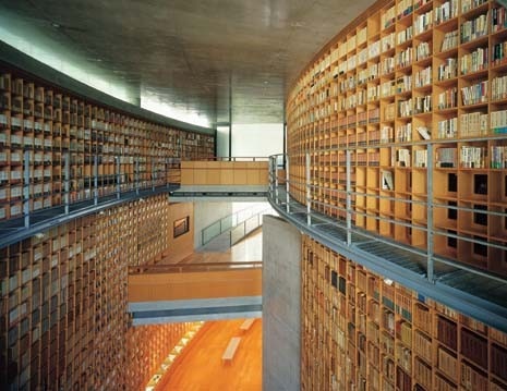 Shiba Ryotaro dedicated the rest of his life to making sense of Japan’s turbulent history, from the Meiji era on 