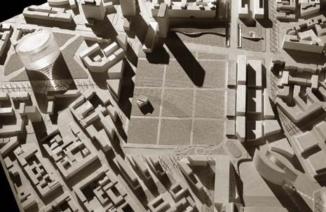 <b>Garibaldi</b>. A central park of about six hectares will be crossed in all directions by footpaths to facilitate communication between the county council, new city council offices and the proposed fashion centre. The City Council’s technical offices will be located in this district, while to the north an elliptical tower building, with annexed garden, will house the county council headquarters