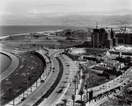 The old waterfront corniche road along which the city’s grand hotels are located, links up with the new land reclaimed from the sea and is zoned for a new business district
