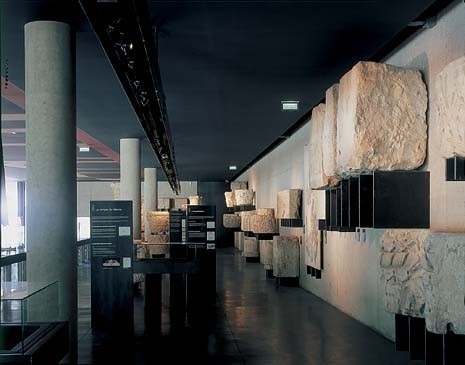 Nouvel has positioned the new structure to screen out present-day intrusions and to provide an imaginative setting not just for the fragments of the past but for the settlement that once occupied the site