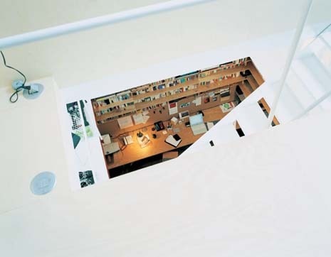 <b>Gae House</b>. The SOHO (Small Office, Home Office) is visually omnipresent